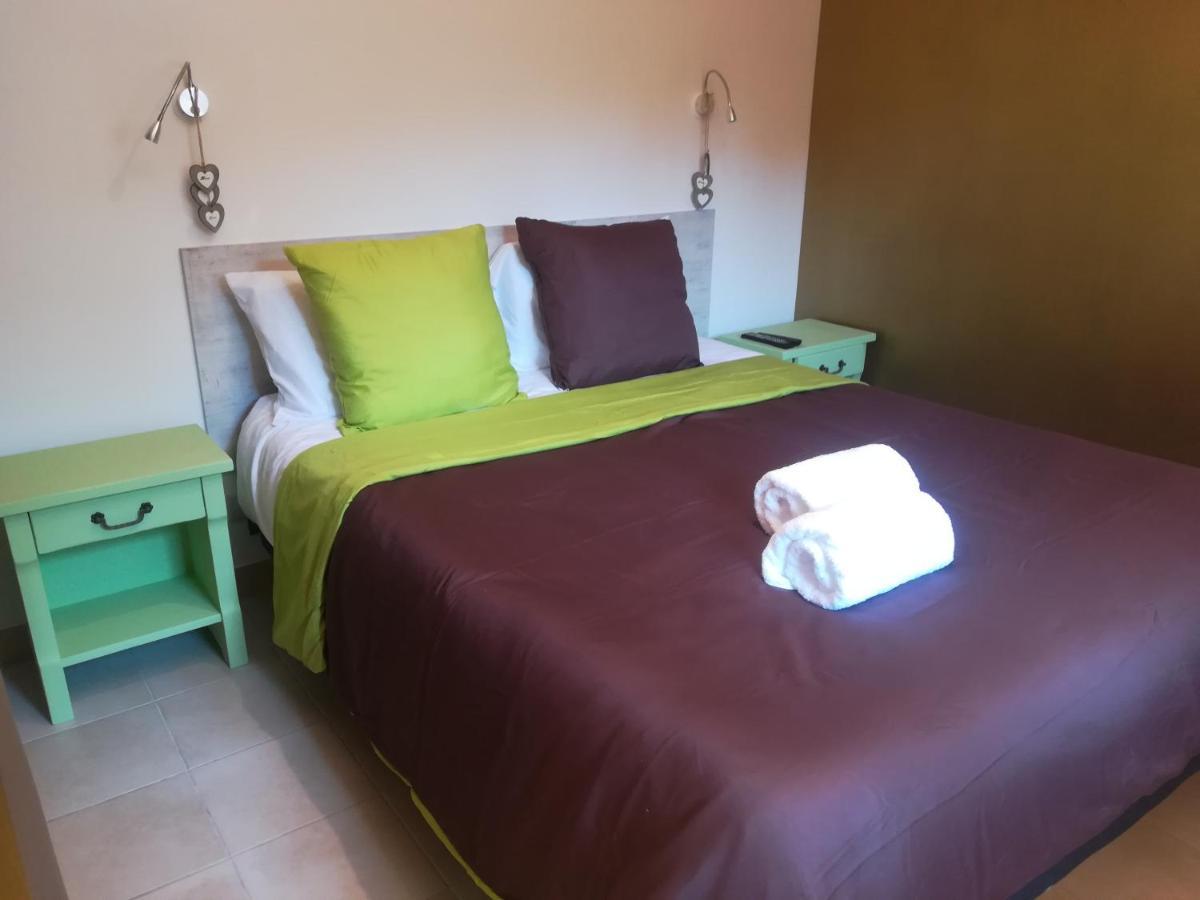 Appartement Avec Jacuzzi Hammam Sauna Privatise Au Rez De Chaussee Ds Maison A Voglans A 2 Kilometres Du Lac Du Bourget En Savoie Entre Chambery Et Aix Les Bains Cure Thermale Стая снимка
