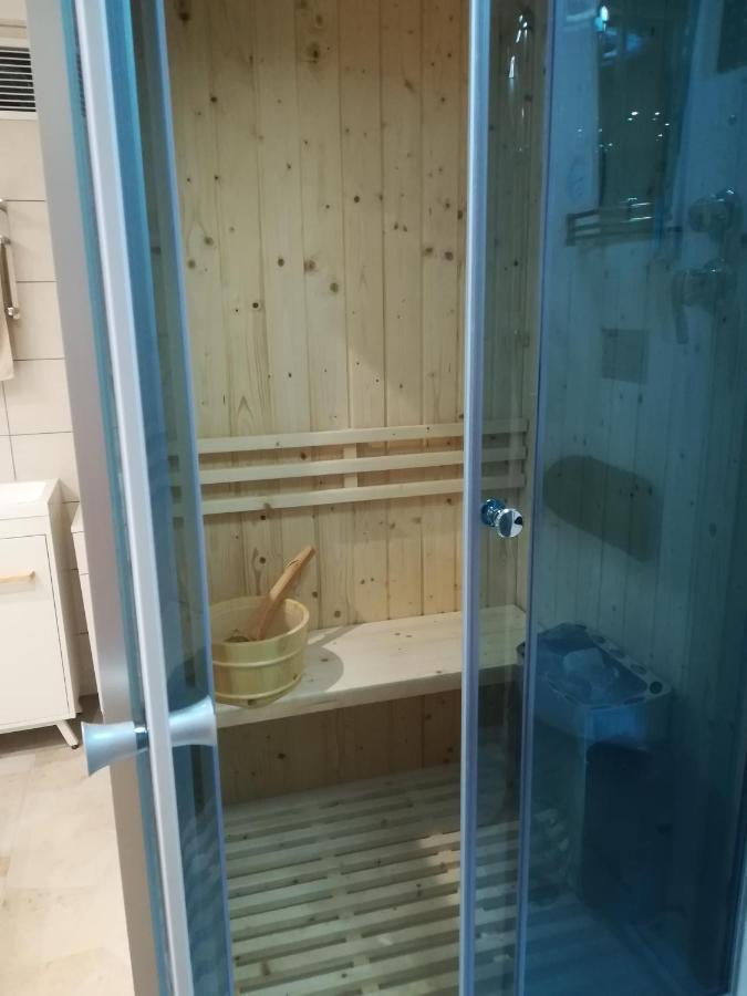 Appartement Avec Jacuzzi Hammam Sauna Privatise Au Rez De Chaussee Ds Maison A Voglans A 2 Kilometres Du Lac Du Bourget En Savoie Entre Chambery Et Aix Les Bains Cure Thermale Екстериор снимка
