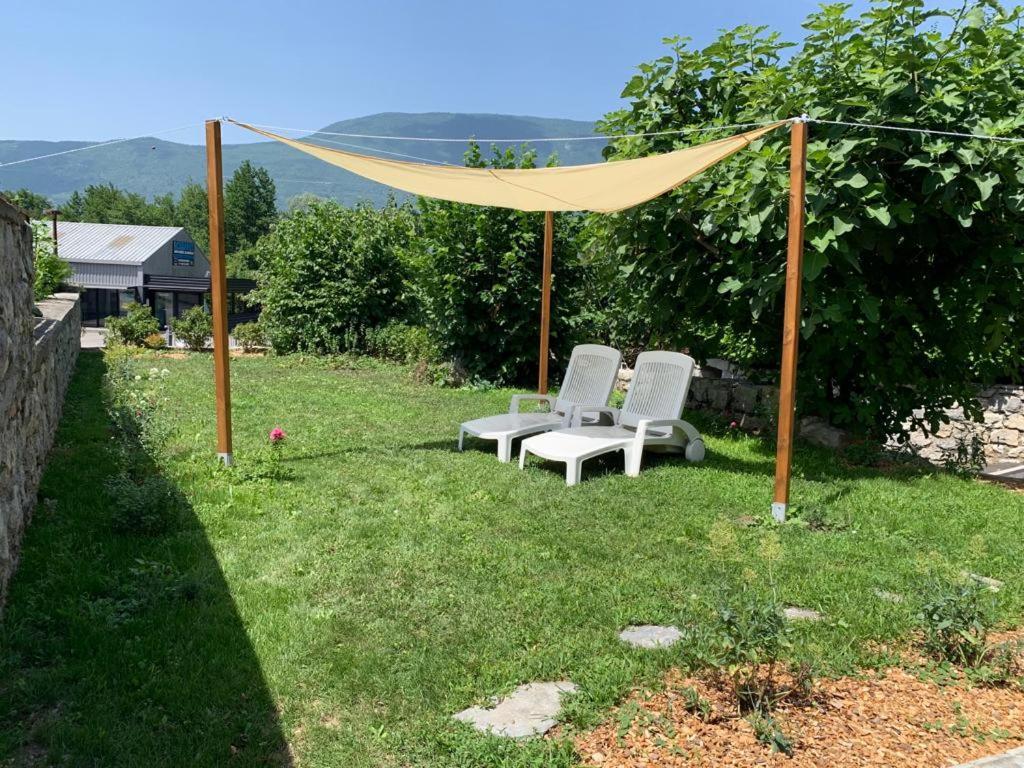 Appartement Avec Jacuzzi Hammam Sauna Privatise Au Rez De Chaussee Ds Maison A Voglans A 2 Kilometres Du Lac Du Bourget En Savoie Entre Chambery Et Aix Les Bains Cure Thermale Екстериор снимка
